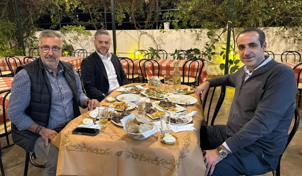 Γρηγόρης Δημητριάδης: Από την Ουάσιγκτον στον Άγιο Δημήτριο με καλή παρέα