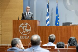 Γιάννης Μπρατάκος