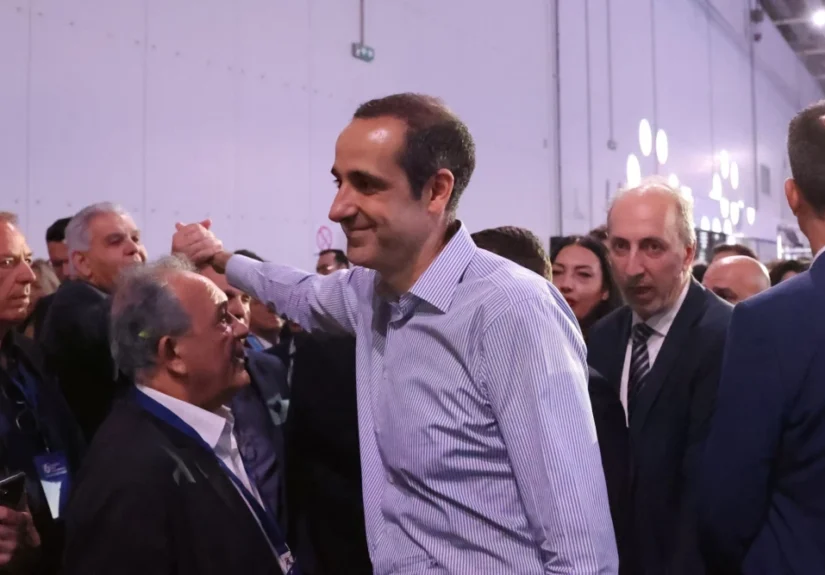Ευχαριστίες Λεωνίδα Κουρσούμη στον Γρηγόρη Δημητριάδη για τη στήριξη στο Παλαιοβιβλιοπωλείο των Αστέγων
