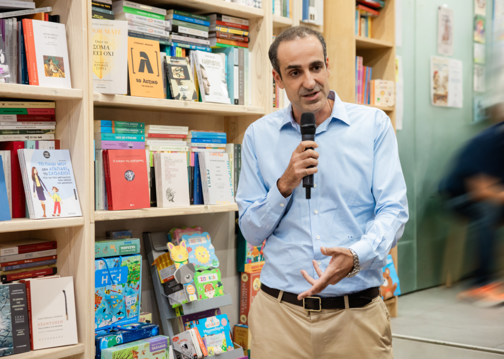 Bookmarkers και Γρηγόρης Δημητριάδης: Νέα προσφορά βιβλίων στον ΕΟΠΑΕ Θεσσαλονίκης